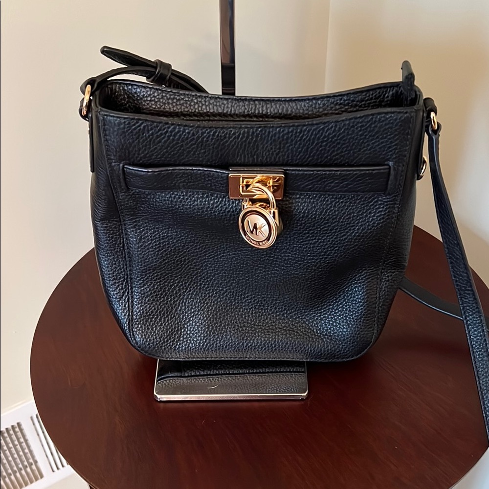 Michael Kors Hamilton Black Leather Crossbody Bag